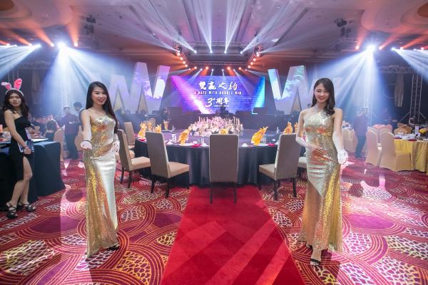 Theme Dinner 1